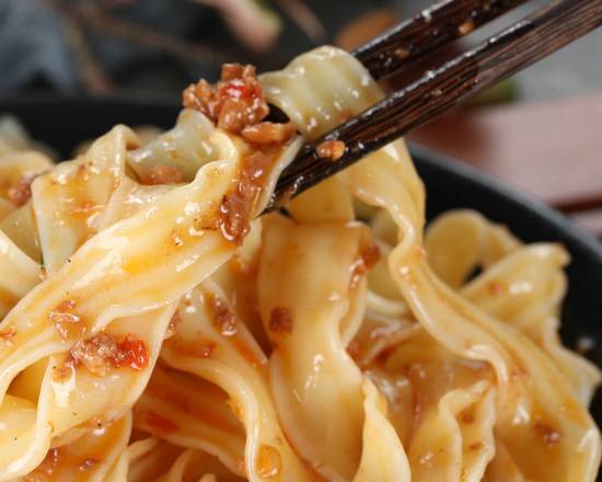 刀削面Sliced noodles